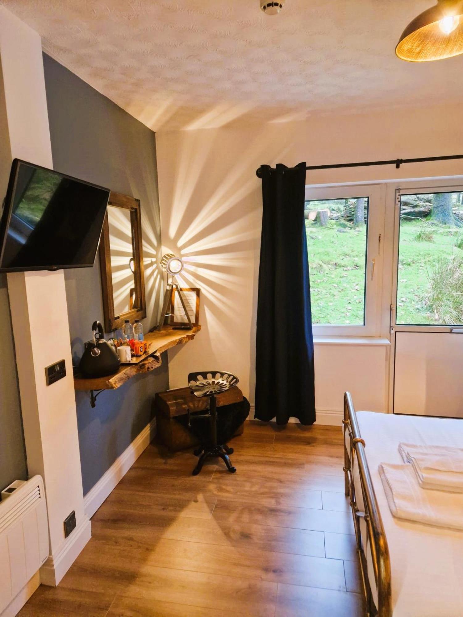 Wheal Tor Hotel & Glamping Liskeard Eksteriør billede